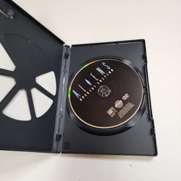 Aliens DVD 2005 Special Edition Alien Movie - Picture 4 of 4